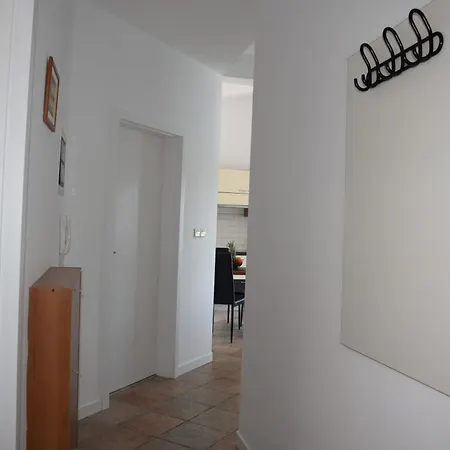 Mali Mol Apartamento